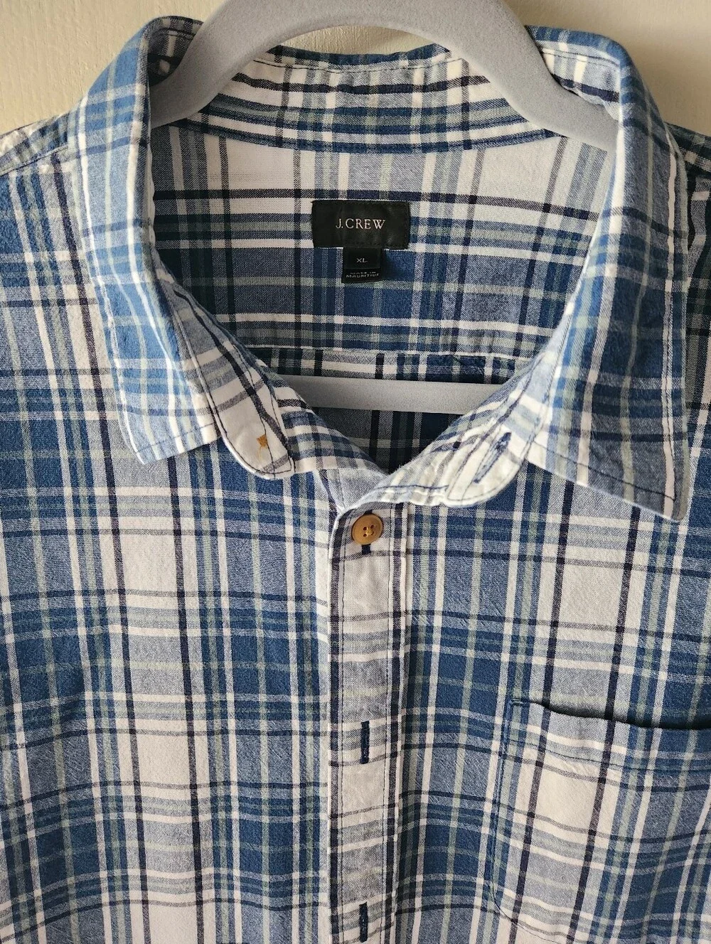 J Crew Button Down Blue White Plaid Men's Size XL EUC $27